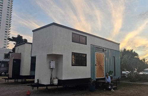 Cerritos Cabina | Lagom Tinys House