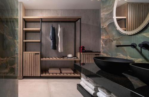 Lagomandra Complejo | Lagomandra Luxury Suites with Private Pools