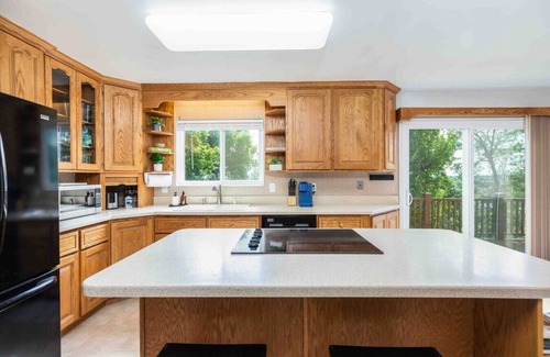 Farmington Casa | Lagoon Basecamp-Hot Tub, Large Deck, Valley View!