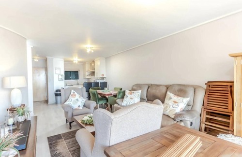 Lagoon Beach Apartamento | Lagoon Beach Apartment with Pool and Ocean Views