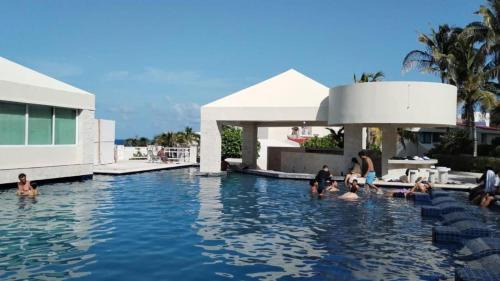 Zona Hotelera Apartamento | LagoonView Hotel Zone 3705