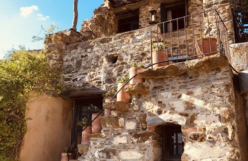 Volissos Casa | LAGOS, a Large Characterful Stone House for Family/Families
