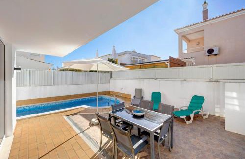 Porto de Mos Casa | Lagos Beach Pool Villa