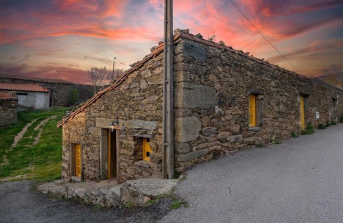 Mogadouro Casa | Lagos Com Sabor Guest House