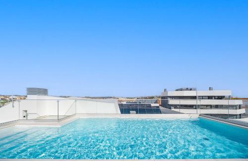 Lagos Apartamento | Lagos Modern 2 With Pool by Homing