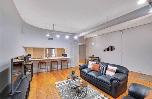 La Grange Apartamento | Lagrange Loft - Small Town USA - Bourbon Trail