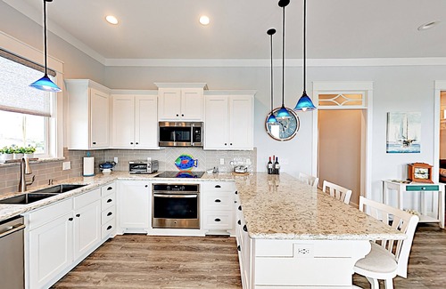 Galveston Casa | Laguna Beach 2BR | Waterfront Views, Two Living Areas & Grill