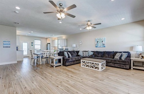 Galveston Casa | Laguna Cove Cabin Sum