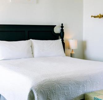 Laguna Beach Hotel | Laguna Cove Hotel