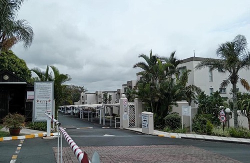 Uvongo Apartamento | Laguna La Crete 238