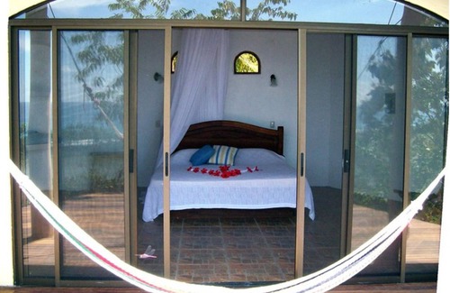 Carate Cabina | LagunaVista Villas