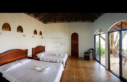 Carate Cabina | LagunaVista Villas