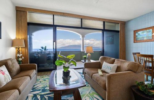 Historic Lahaina Front Street Casa | Lahaina Shores PH1 · LS PH1 Oceanfront Penthouse Condo w Panoram