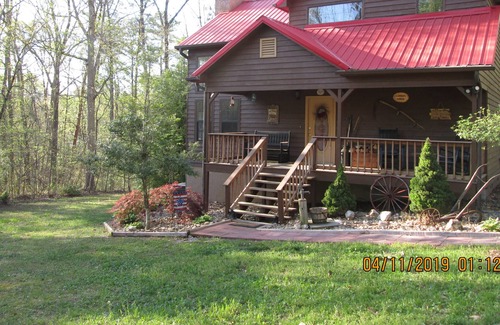 Ocoee Cabina | ALOJAMIENTO DE LAINE EN EL BOSQUE NACIONAL DE CHEROKEE