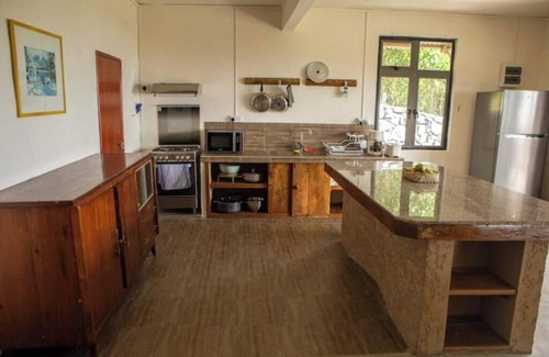 Coromandel Villa | Lakaz Roussette - Grande Villa 4 Chambres Avec Lits King Size et vue mer