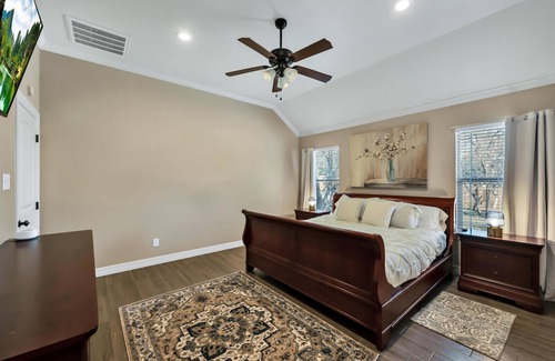 Belton Casa | Lake Access - Private Pool - 2 Acres Retreat