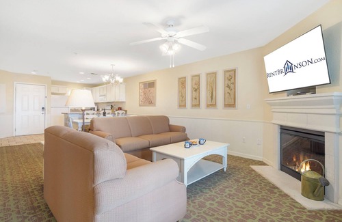 Kimberling City Condominio | Lake Access-Spacious Condo-Free Attraction Tickets-Deck Area