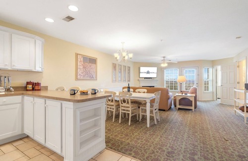 Kimberling City Condominio | Lake Access-Spacious Condo-Free Attraction Tickets-Deck Area