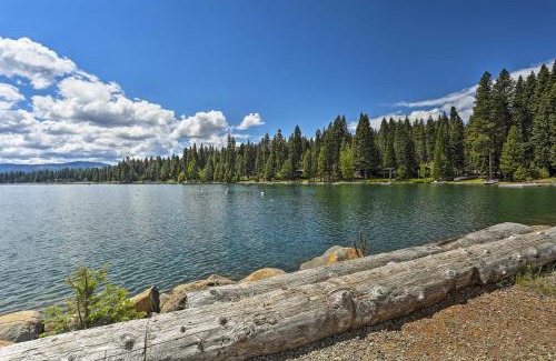 Lake Almanor Country Club Casa | Lake Almanor Country Club Home with Views!