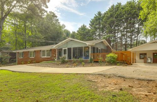Duluth Casa | Lake and Pool Access Peaceful Retreat in Duluth