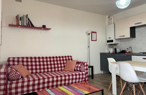 Ischia Apartamento | Lake Apartment Ischia Red