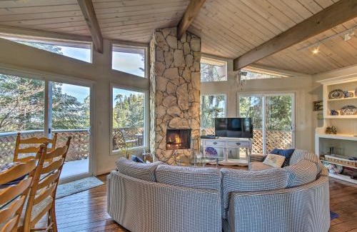 Arrowhead Villas Casa | Lake Arrowhead Cabin with Deck and Scenic Forest Views