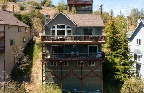 Lake Arrowhead Casa | Lake Arrowhead Getaway with Decks and Game Room!