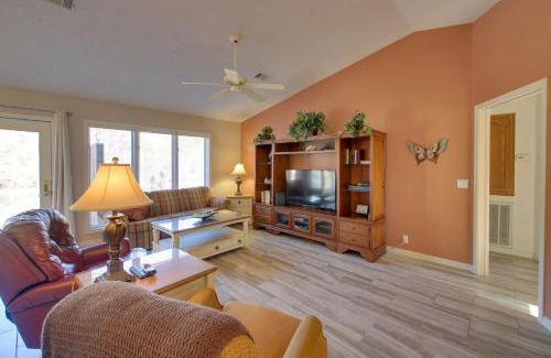 Hot Springs Village Casa | Lake Balboa Access Home with Dock and Yard