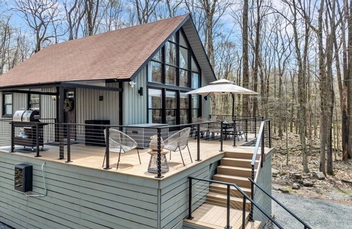 Locust Lake Village Chalet De Esquí | Lake Beach, Sauna, Hot Tub, Firepit, Game Room, EV Charger