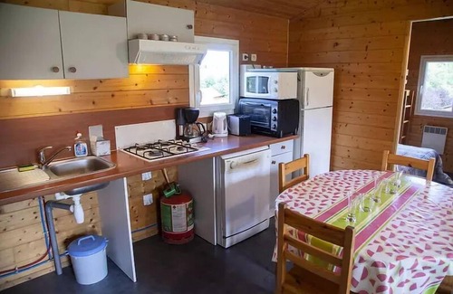 Naucelle Chalet De Esquí | Lake Bonnefon campsite *** - Chalet PREMIUM 34 m2 (2 bedrooms) disabled access 7 people