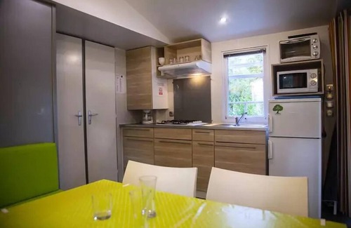 Naucelle Casa | Lake Bonnefon campsite *** - Mobil-Home SPACE 3 bedrooms 6 people