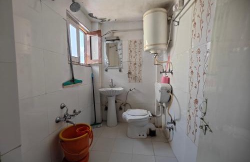 Dal Lake Casa | Lake Boulevard Guest House