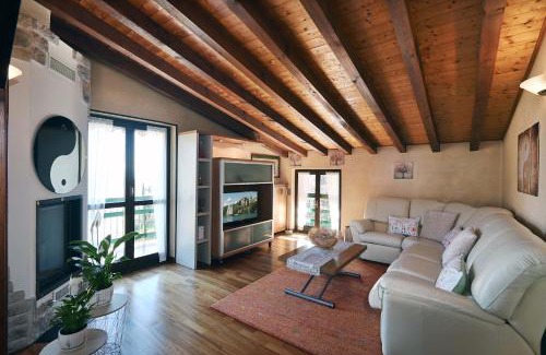 Salo Apartamento | Lake Breeze Salò