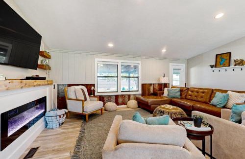 Burnet Casa | Lake Buchanan Living