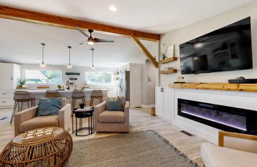 Burnet Casa | Lake Buchanan Living
