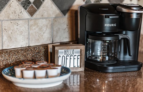 Gallatin Cabina | Lake Cabin |30 miles from Nashville