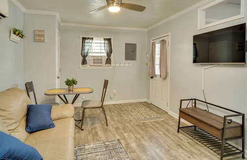 Lake Charles Cabaña | Lake Charles Vacation Rental ~ 3 Mi to Downtown