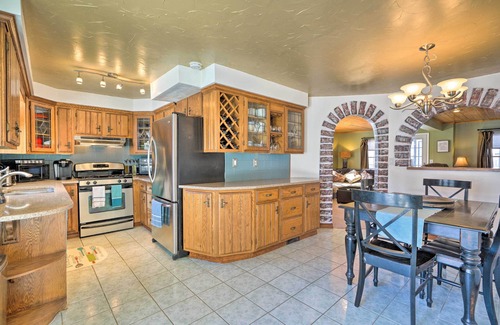 Bemus Point Casa | Lake Chautauqua Home < 1/2 Mile to Town & Water