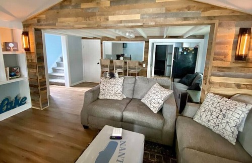 Cortland Cabaña | Lake Como’s Cozy Cottage