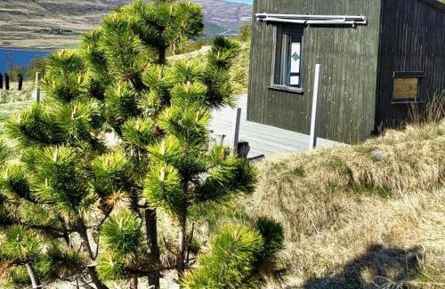Hvalfjarðarsveit Casa | Lake cottage with excellent view