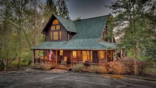 Morganton Casa | Lake Cove Oasis