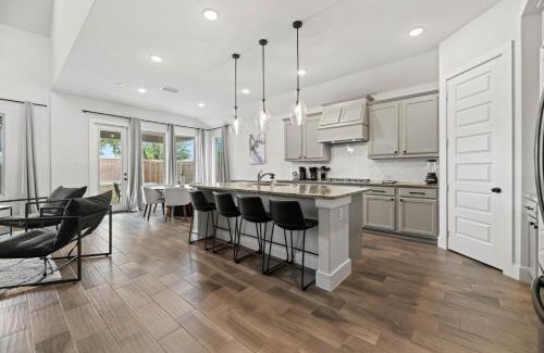 Little Elm Casa | Lake Cove Retreat