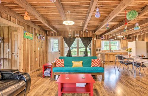 Albany Casa | Lake Cumberland Area Cabin - 4 Mi to Lake!