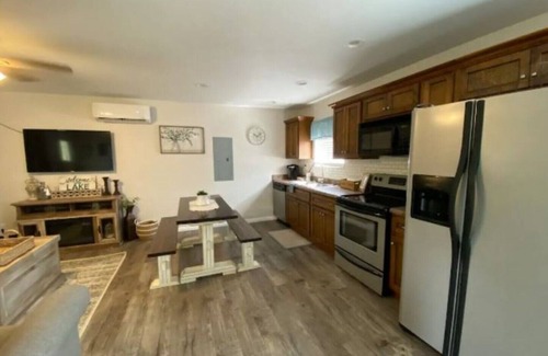 Nancy Cabina | Lake Cumberland "Idol Time Cabin" near Clearwater