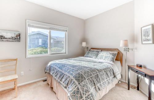 Wapato Point Casa | Lake Daze at Wapato Point