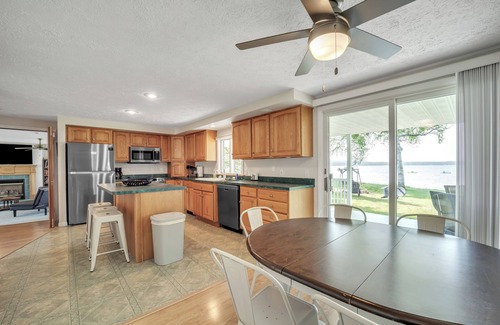 Lewiston Casa | Lake Effect (Lewiston, MI) Sleeps 8, Waterfront on West Twin Lake!