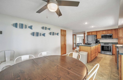 Lewiston Casa | Lake Effect (Lewiston, MI) Sleeps 8, Waterfront on West Twin Lake!
