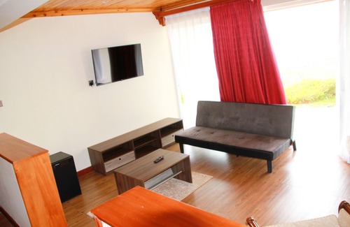 Nakuru Cabina | Lake Elementaita Mountain Lodge