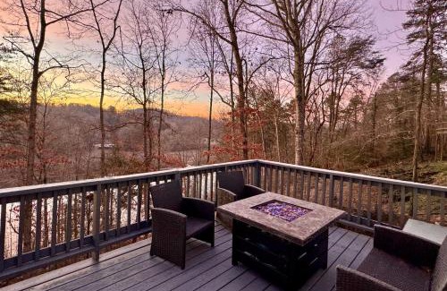 Franklin Casa | Lake Emory Gem