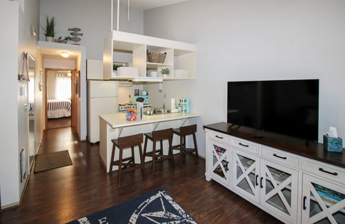 Oak Harbor Condominio | Lake Erie Escape! 1 Bed Condo in Green Cove. Minutes from Magee Marsh!